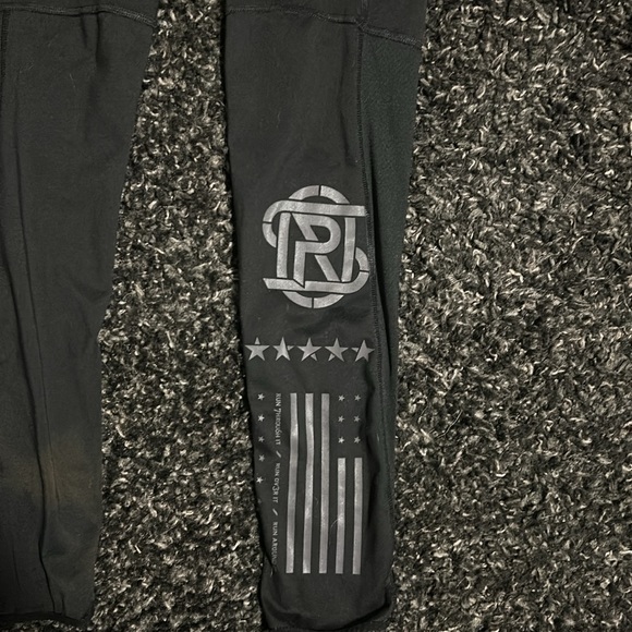 Reebok One Series Running Tights/Leggings in Black and Neon Green - Picture 5 of 10